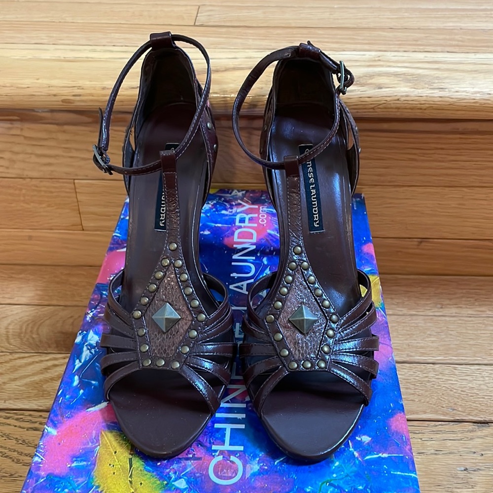 Chinese Laundry Brown Leather Snakeskin High Heels Size 8M
